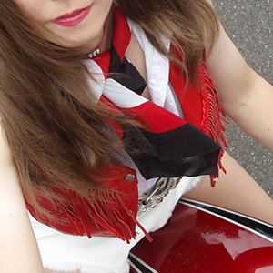 「ゆかりちゃんが乗るとバイクがちっちゃく見えるよ」。。。。